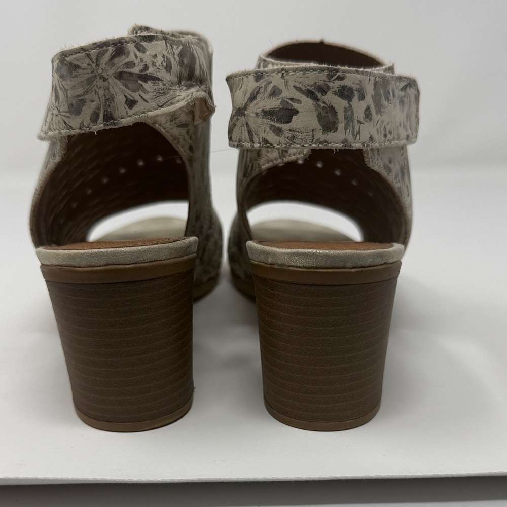 Remonte Woven or Perforated Upper  Metalic Gray Block Heel Sandals 41 Leather - Picture 8 of 12